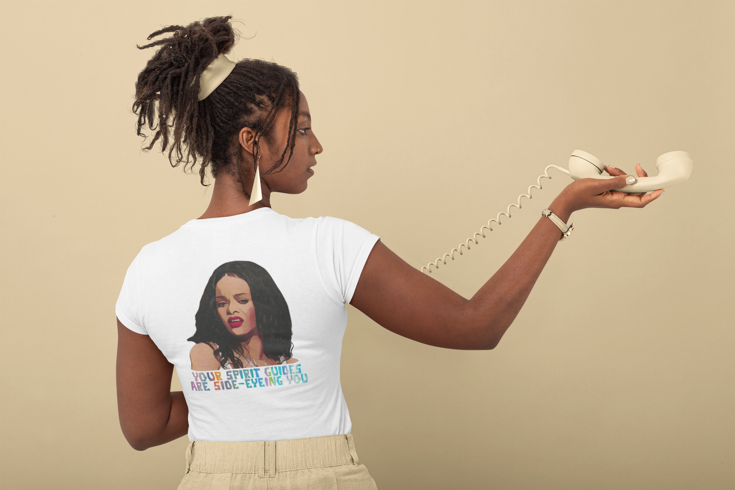 Spirit Guides Side-Eye Trendy Aesthetic Graphic Tee – Soft Oversized Unisex Rihanna T-Shirt